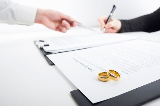 Firma de divorcio